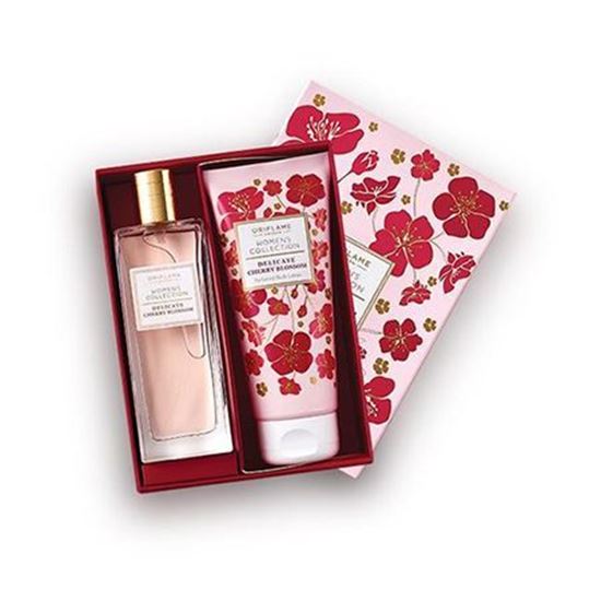 تصویر  ست ادوتویلت و لوسیون زنانه با رایحه شکوفه گیلاس Women’s Collection Delicate Cherry Blossom Gift Set